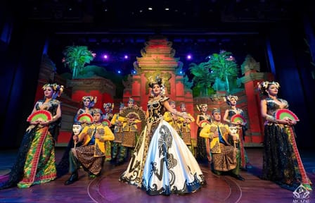 Pattaya : Alcazar Cabaret Admission Ticket