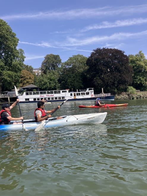 3 hr Self Guided Tandem Kayak Adventure Richmond England
