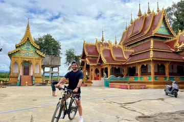 Dai Villages 30km E-Bike Tour in China
