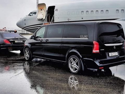  Private Transfer Airport  Akureyri - Akureyri  