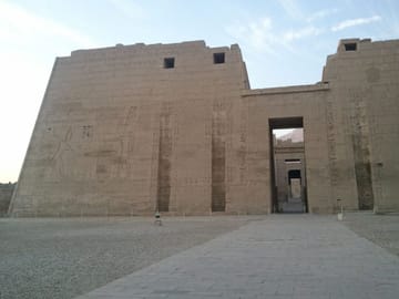 Luxor Overday – Special Program