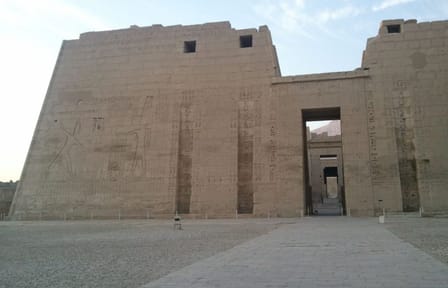 Luxor Day Tour: Valley of the Kings and Karnak Temple
