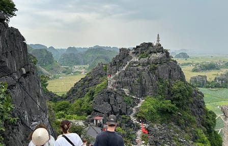 Luxury Day Tour of Bai Dinh, Trang An, and Mua Cave