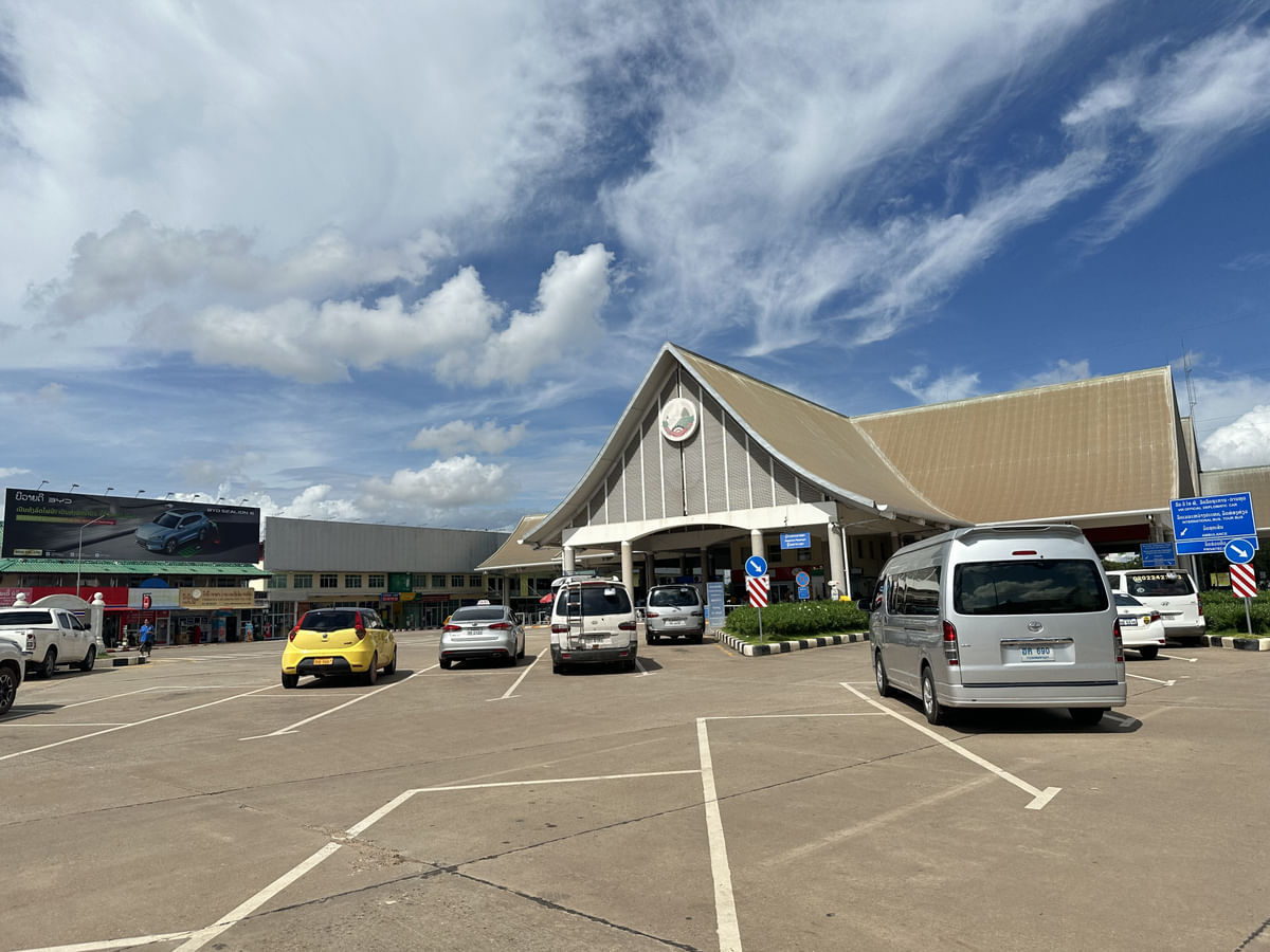 Sunset cruise on Luang Prabang river