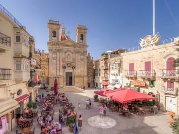 Afternoon Valletta Harbour Cruise and Free Time In Sliema (Including Guide and Transport)