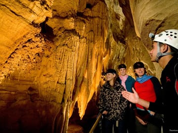 03waitomocaves