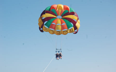 Premium Parasailing Fly Experience with Transfer- Hurghada
