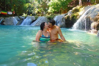 1 Hour River Bamboo Rafting and Limestone Foot Massage from Montego Bay