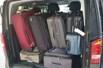 Private Tour from Barcelona to Costa Brava (with guide) GyG