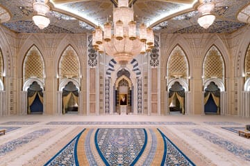 Abu Dhabi City Tour – Discover the Soul of the UAE