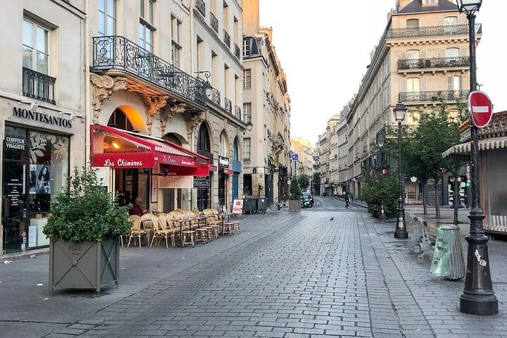 Full-Day Paris Private VIP Tour with Shopping and Cabaret Experience  8