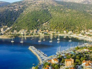 Half Day Private Tour Caves and Wine of Kefalonia