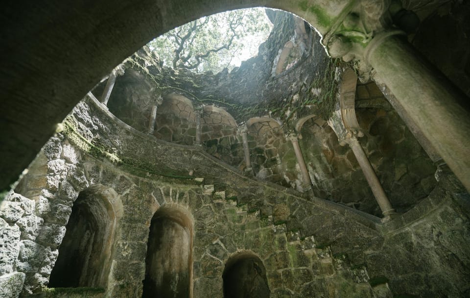 Half-Day Sintra Tour with Pena Palace and Pastry Tasting