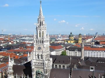 Munich Old Town Heritage – Landmarks, Culture & Timeless Charm