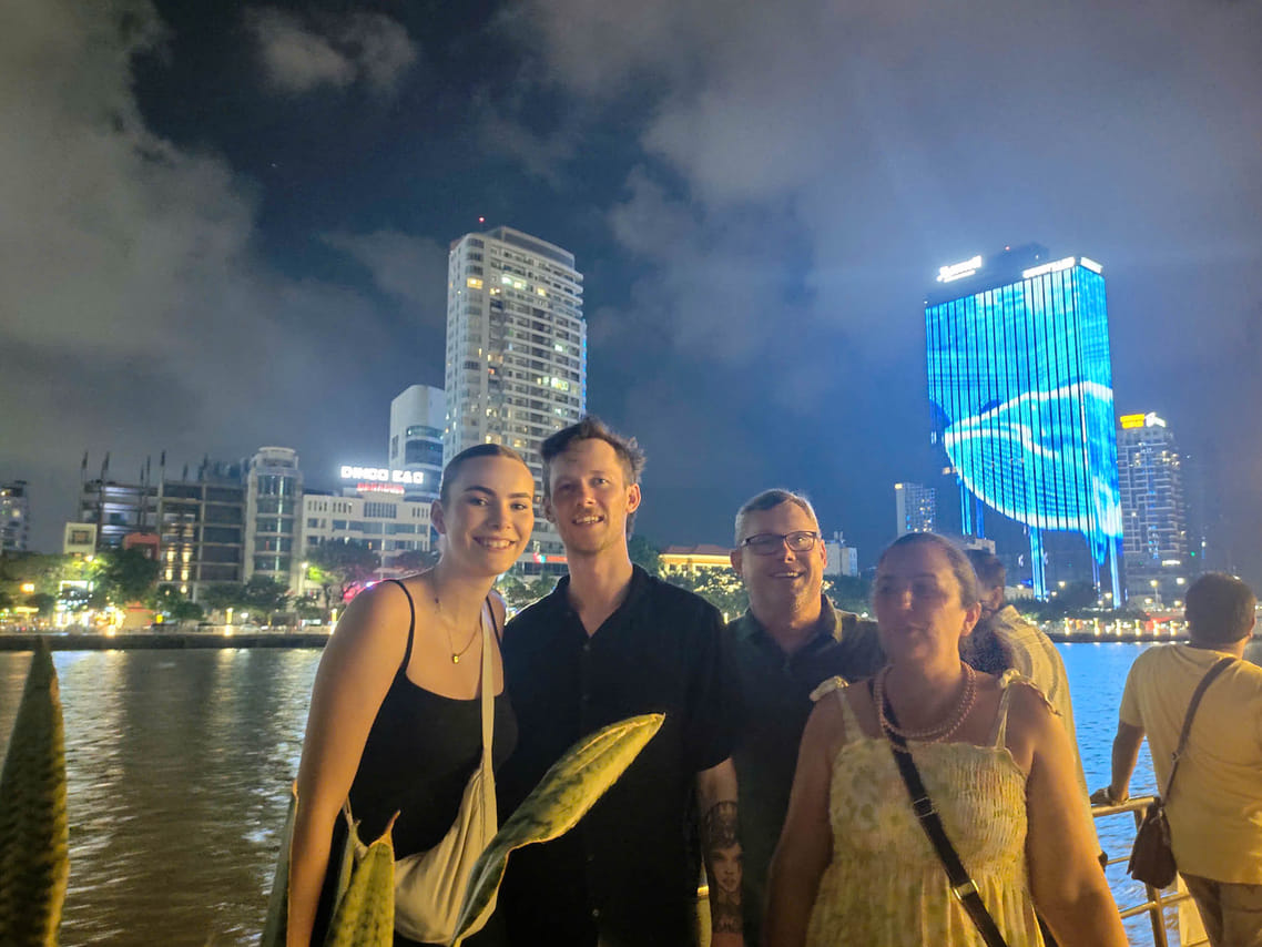 Hoi An: DA NANG SPARKLING NIGHT CRUISE EXPERIENCE 9