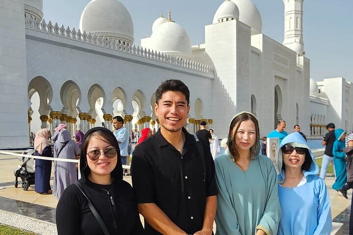 Private Abu Dhabi City Tour With Pickup From Abu Dhabi or Dubai 9