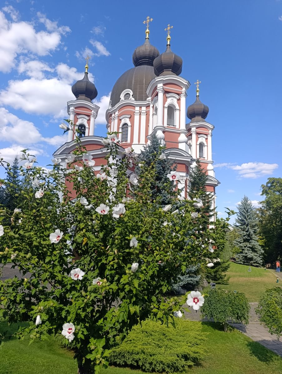 Tour to Old Orhei &Cave Monastery &Cricova cellar tour tasting