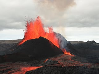 Private Grand Volcano Site Hiking Tour , photo 6