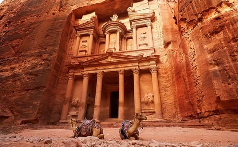 8-Night Jordan Tour: Explore Jerash, Petra, Wadi Rum, and Aqaba