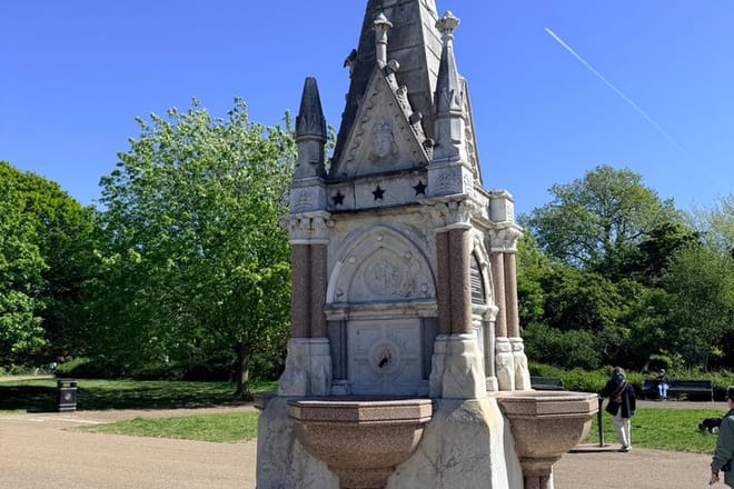 London - Camden: Regent’s Park and Primrose Hill Walking Tour 9