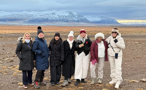 Private Silver Circle Tour of Glaciers and Hot Springs in Reykjavík