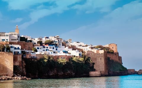 Private 7-Day Cultural Tour of Casablanca, Chefchaouen, and Essaouira