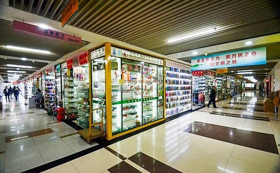 Private English Guide for Yiwu Trade City Factory Visits