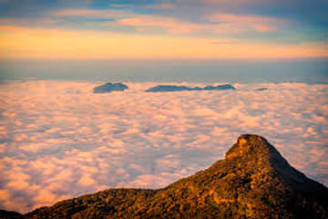 Day Trek to Adam's Peak from Kandy, Sri Lanka