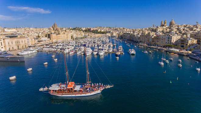 Coastline Highlights & Grand Harbour Cruise Including Swim Stop and Lunch photo 4