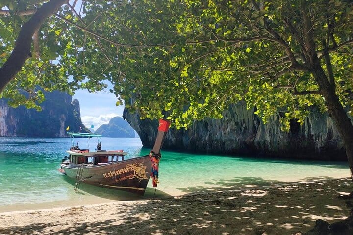 Hong island snorkeling tour from Koh Yao Noi & Koh Yao Yai
