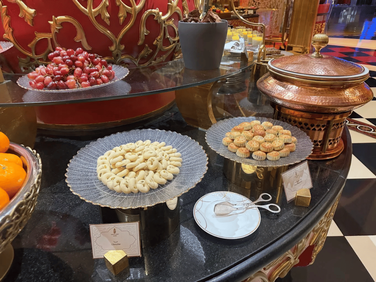 Dubai’s Burj Al Arab Dine & Unwind ( Your choice of the Finest Restaurant  Al Iwan – Al Muntaha or Al Mahara )