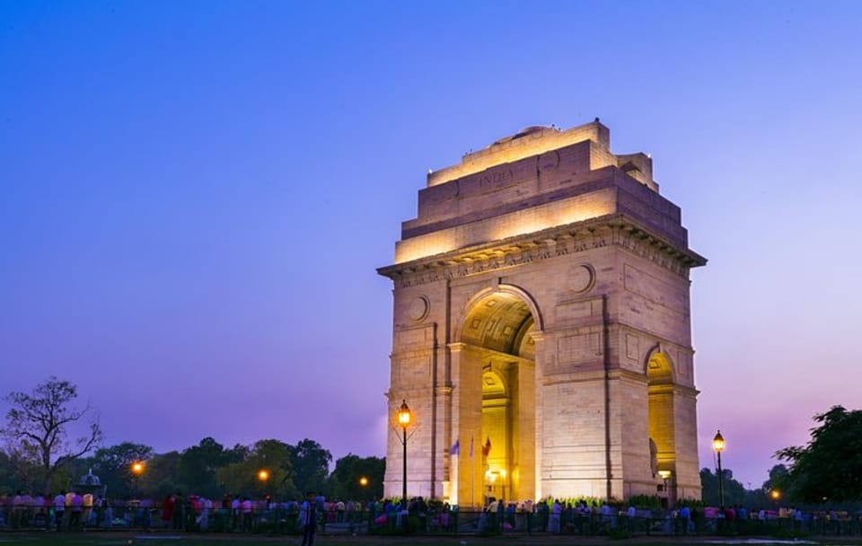 Heritage Tour of Agra, Amchha Khurd, and Bhopal by Train