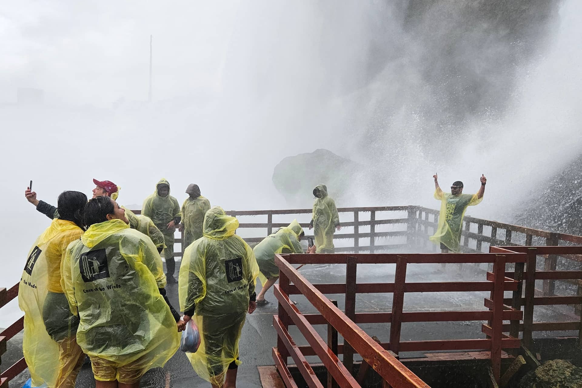 Niagara Falls USA: Cave of the Winds Group Entry Ticket
