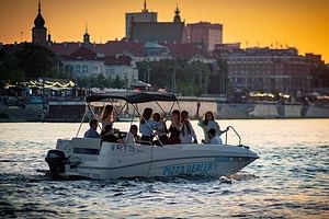 9-Person Motorboat Cruise