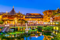 Private Layover Day Tour in Shanghai: Bund, Yu Garden, Xintiandi and more 3
