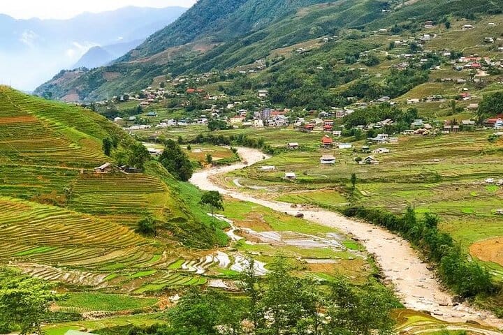 From Hanoi: 3-Days Sapa Trekking and Bus Tour from Hanoi