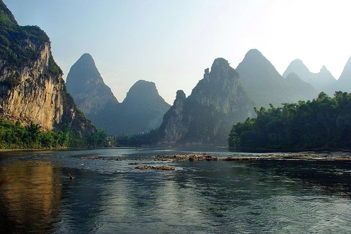 Guided China Tour: Explore Beijing, Xian, Guilin & Shanghai Highlights