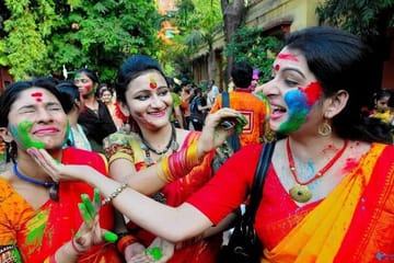 A Royal Splash – Celebrate Holi in the Rajwada style with Royal family in Jaipur