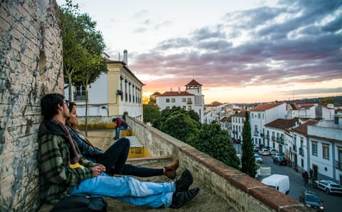Lisbon to Évora Day Trip with Cathedral and Wine Tasting