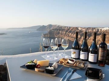 Private Wine Tasting Tour at Three Wineries in Fira