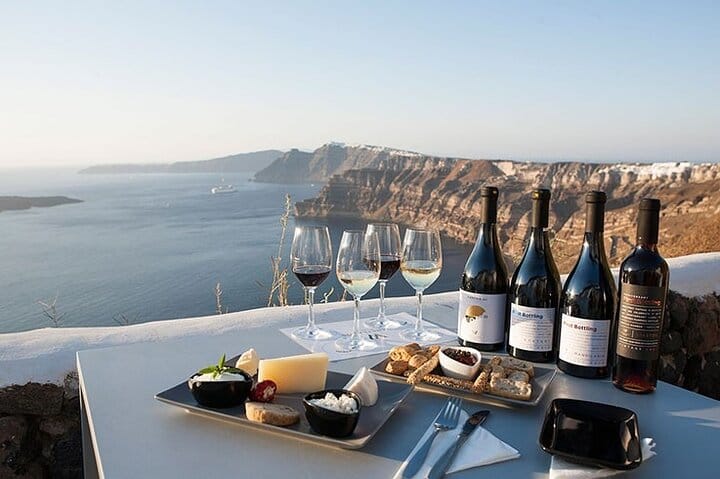 Private Wine Tour in 3 Wineries with 12 Wine Tastings and Tapas 2