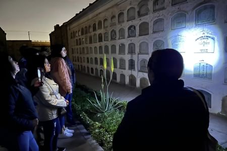Lim-26 : Presbítero Maestro Night Tour – Cemetery of Terror