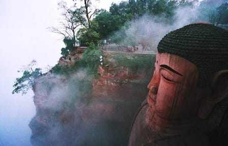 Leshan Giant Buddha and Huanglongxi Town Day Tour