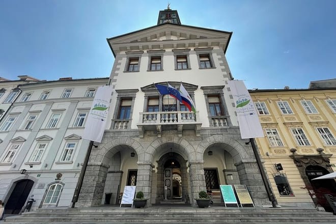 Private Tour from Zagreb: Ljubljana, Postojna & Predjama Castle 4