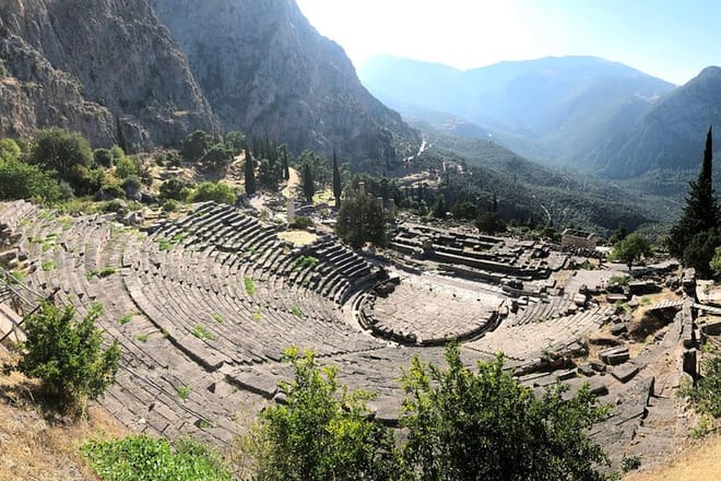 7 Days Private Tour: Meteora - Ioannina - Thessaloniki - Litochoro & Delphi 8