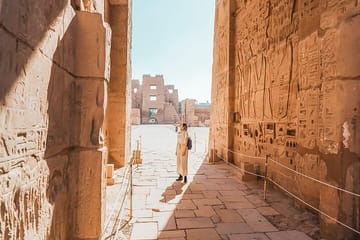 Hurghada to Luxor : Valley of the Kings Tour with Small Group