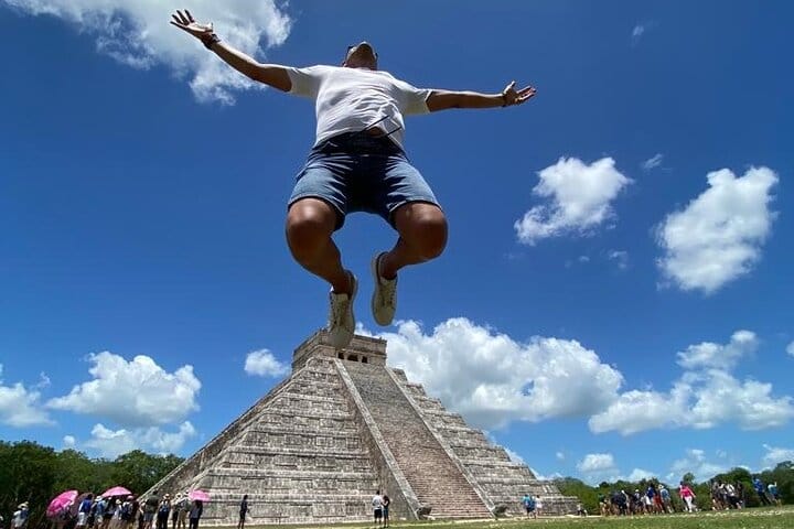Small group tour to Chichen Itza early access + Cenote + Ekbalam
