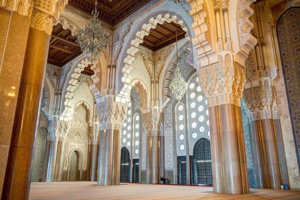 Casablanca Highlights Tour: Mosque Access & City Secrets