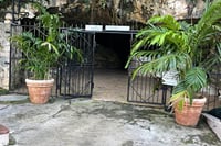 Green Grotto Caves and Dunn’s river falls combine tour from Montego Bay 7