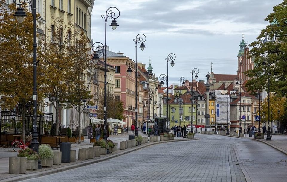 Private Walking Tour of Warsaw's Royal Route and Old Town